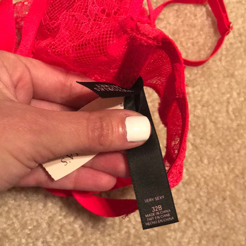 NWT Victoria Secret Bralette - Picture 5 of 8